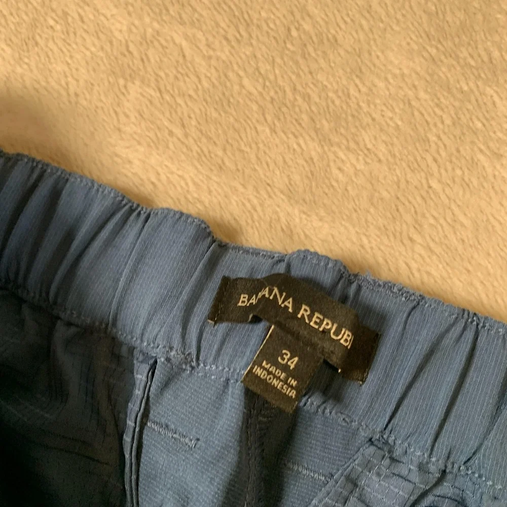 Banana Republic Shorts Mens 34 Blue‎ Quick Dry Stretch Casual Lightweight Summer